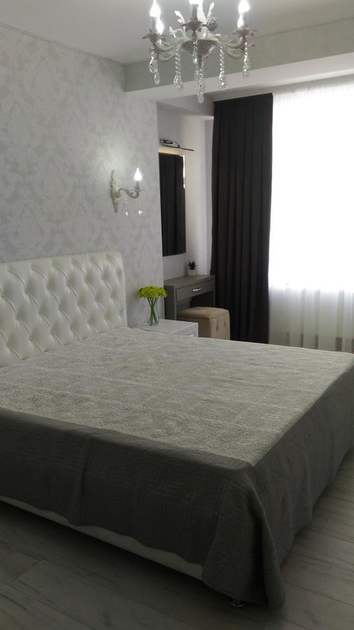 Apartament Lux Sect. Riscani Chisinau Ngoại thất bức ảnh