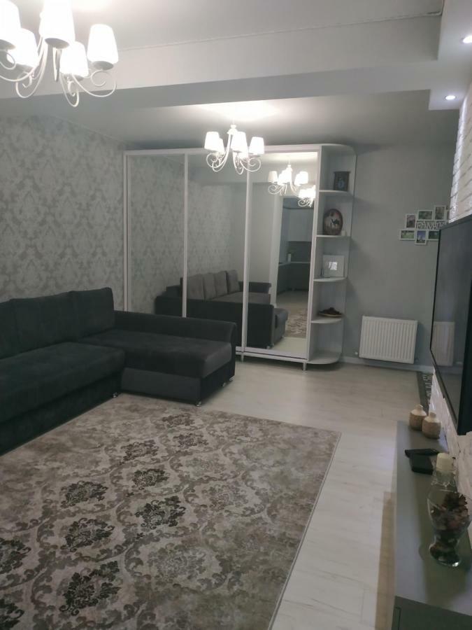 Apartament Lux Sect. Riscani Chisinau Ngoại thất bức ảnh