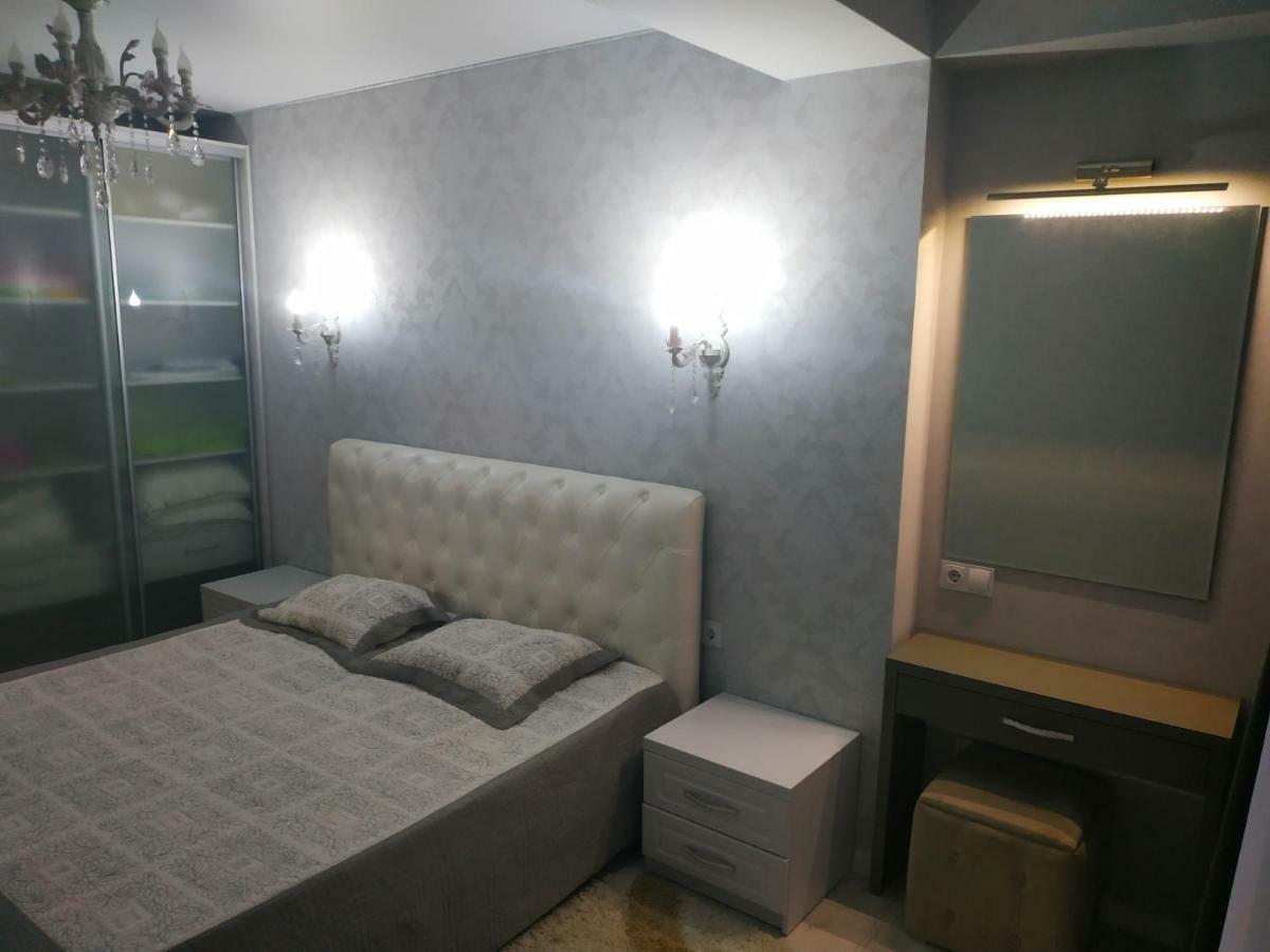 Apartament Lux Sect. Riscani Chisinau Ngoại thất bức ảnh